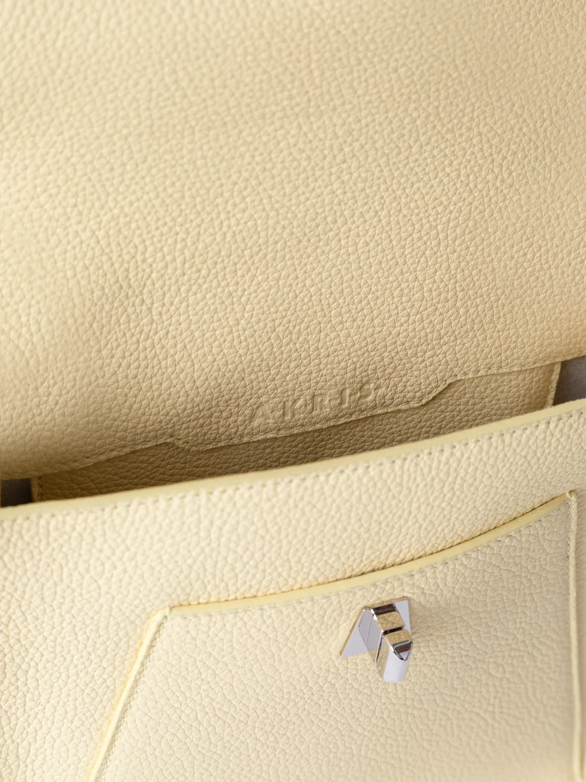 Anouk Little Messenger Bag