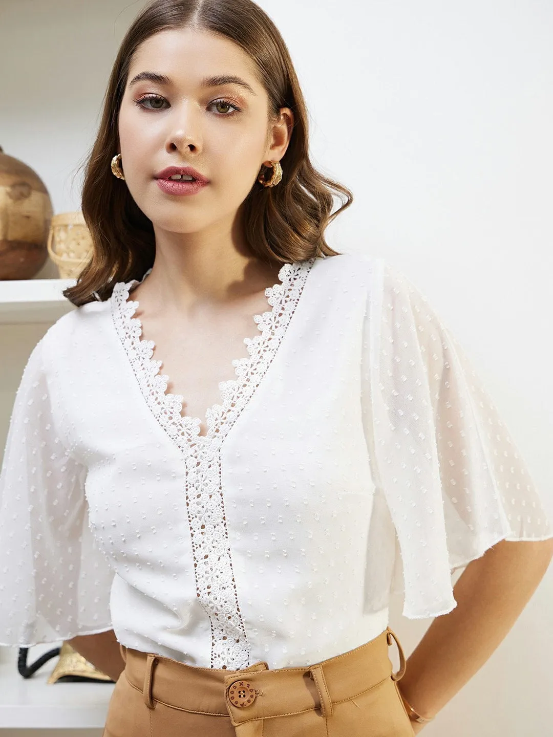 Berrylush Women Solid White Dobby Weave V-Neck Three-Quarter Sleeves Lace-Up Georgette Cropped Top