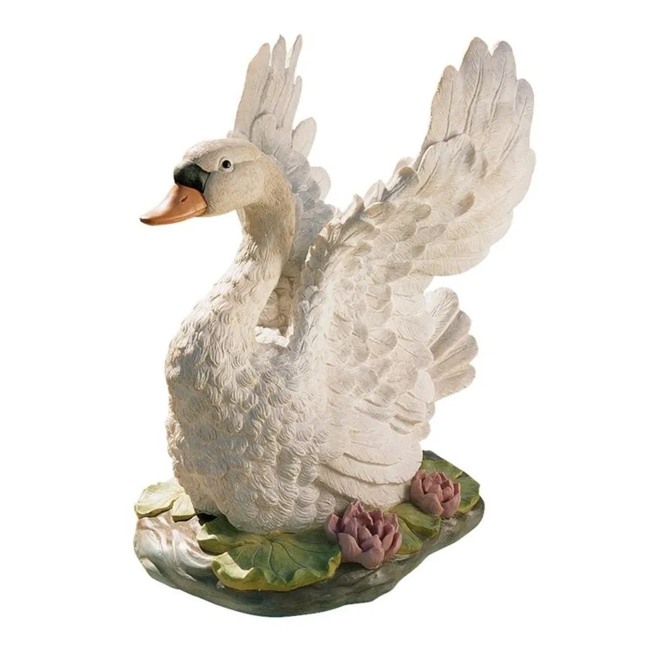 Majestic of  Swan Lake Sculpture Garden Statue