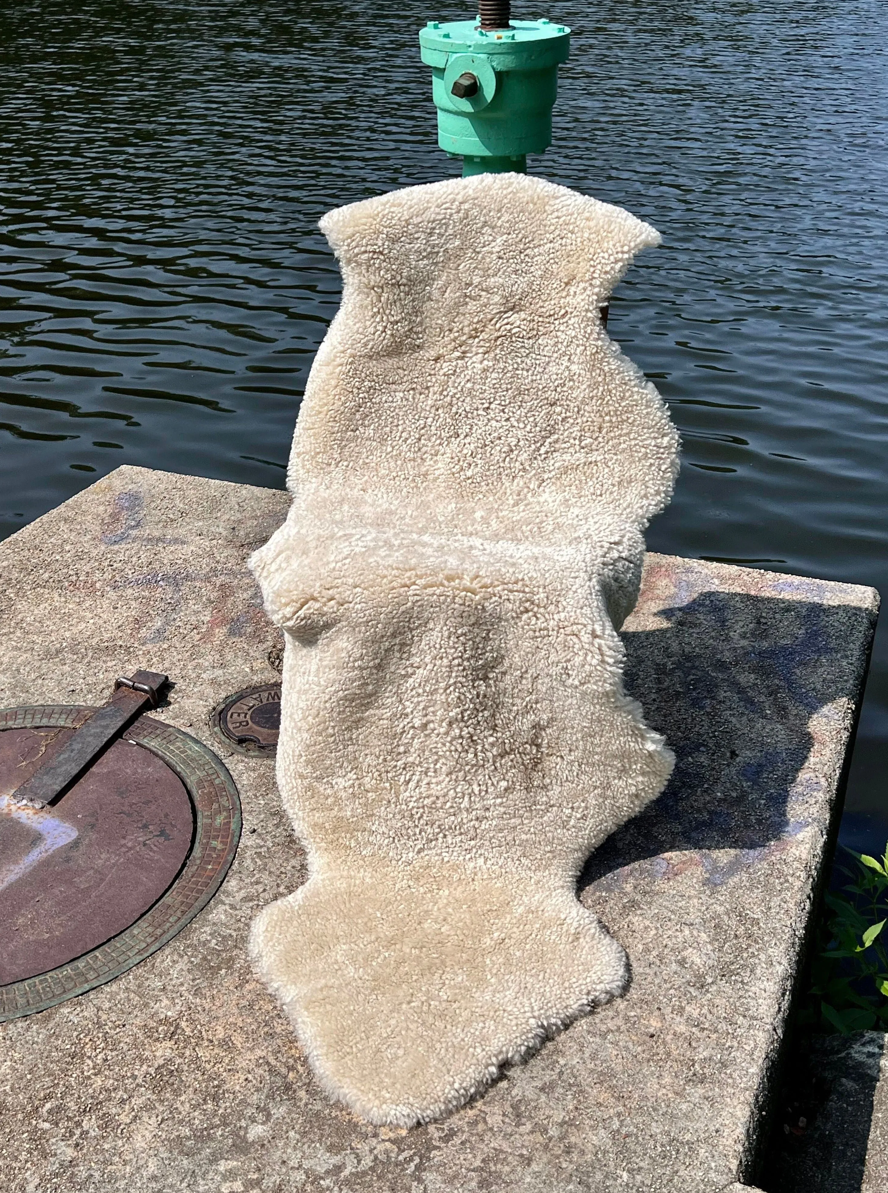 Mellow Mauve Sheepskin Rug