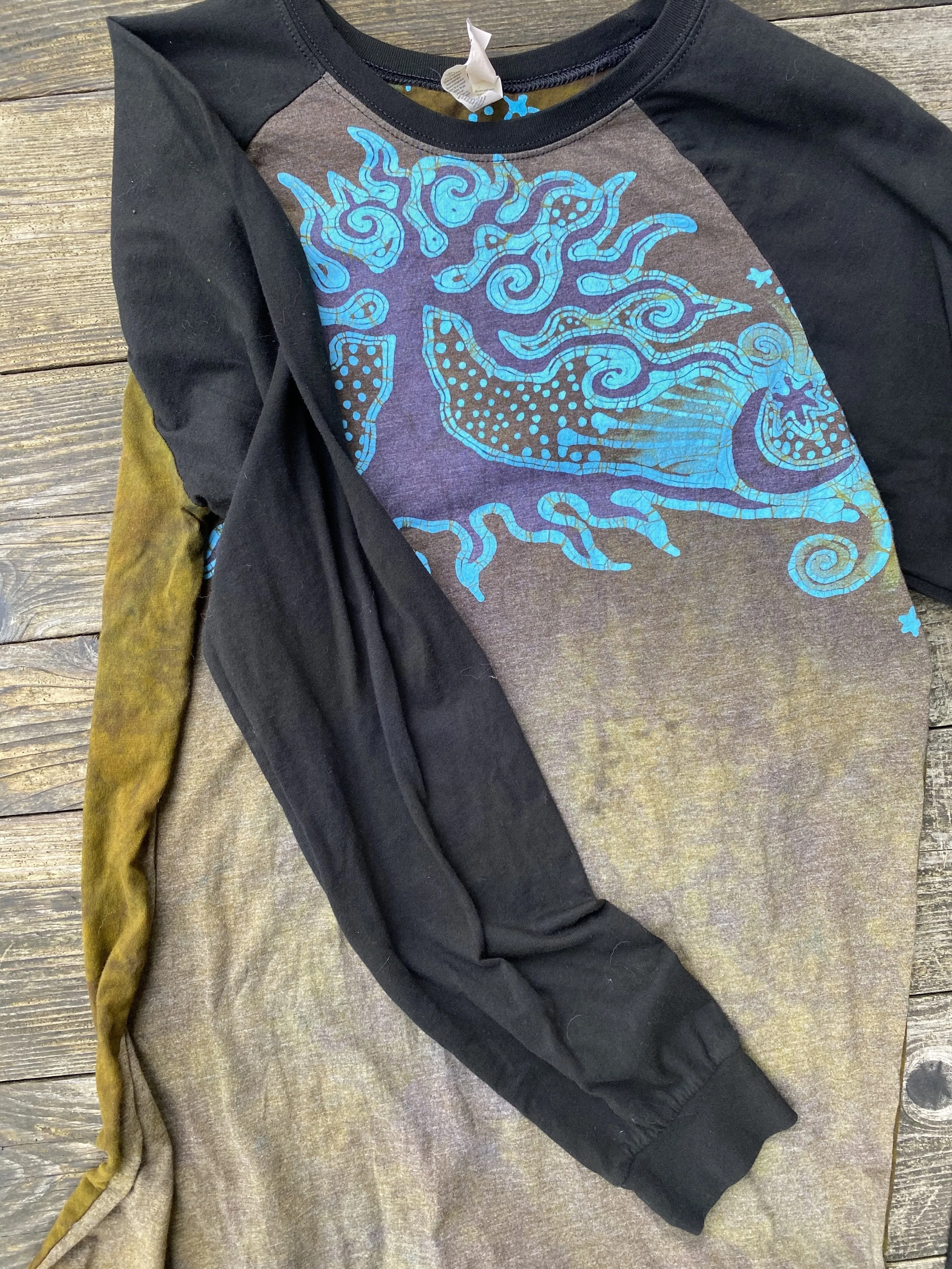 Odd Turquoise Tree Black Raglan Long Sleeve Batik Top by Batikwalla - Size Large