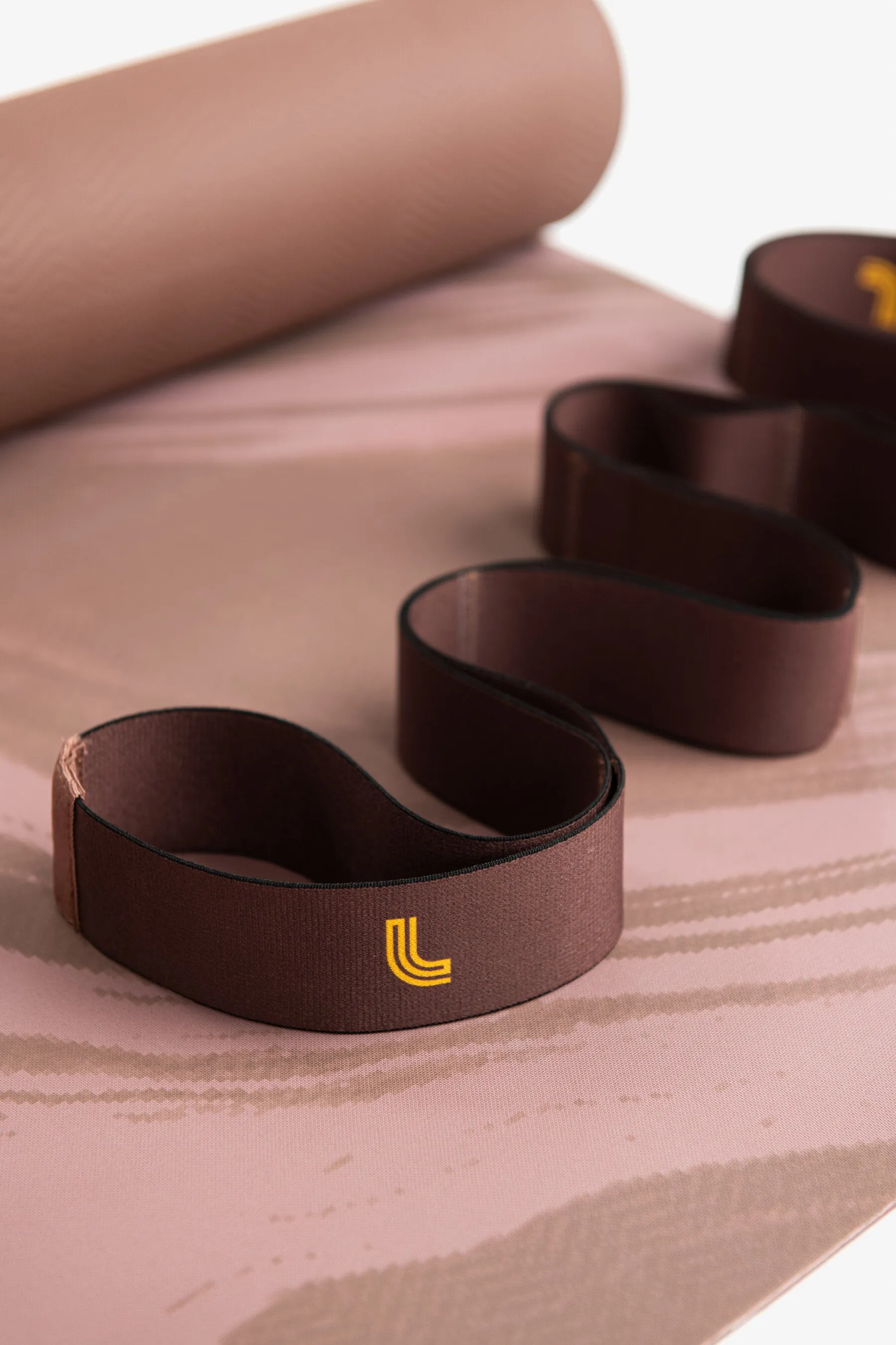 Pose Yoga Mat   2-In-1- Strap
