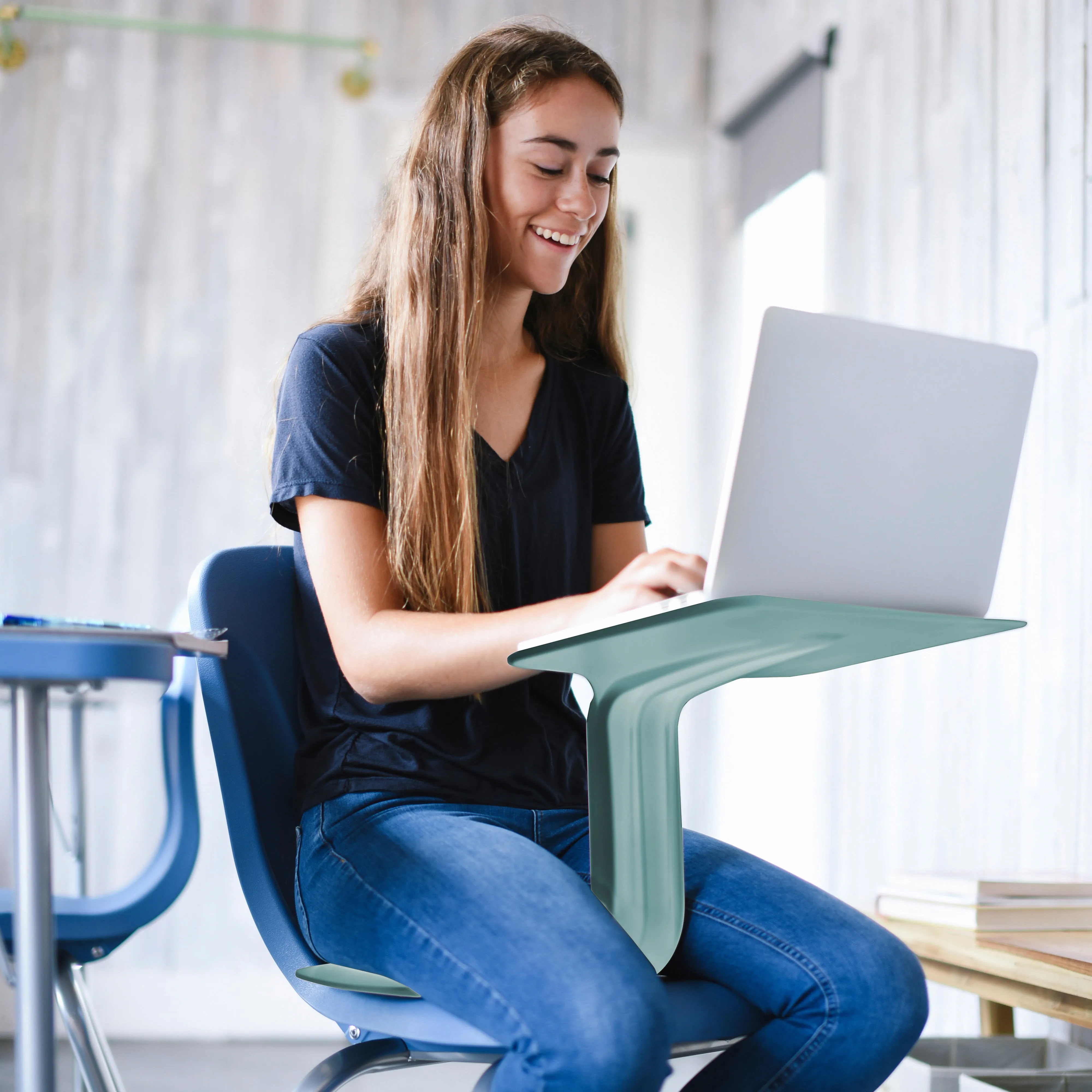The Surf Portable Lap Desk and Surf Cushion, Flexible Seating Floor Desk with Foam Pad, 1-Pack